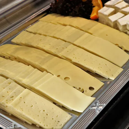 Scope Mirage 3* Neuss