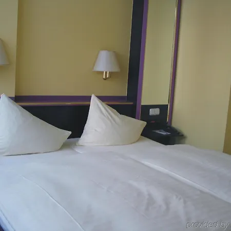 Scope Mirage 3* Neuss