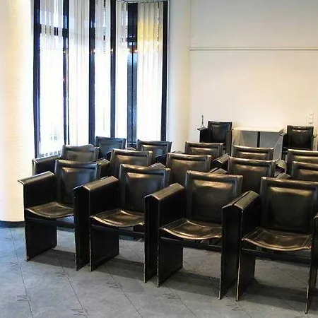 Scope Mirage 3* Neuss