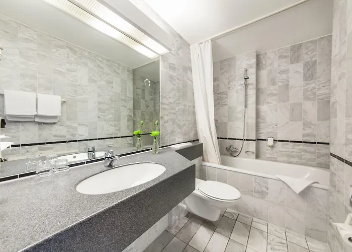 Scope Mirage 3* Neuss