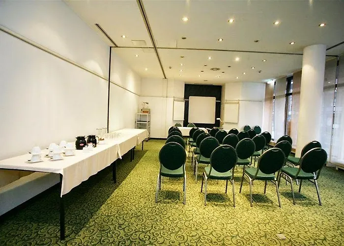 Scope Mirage Hotel 3*